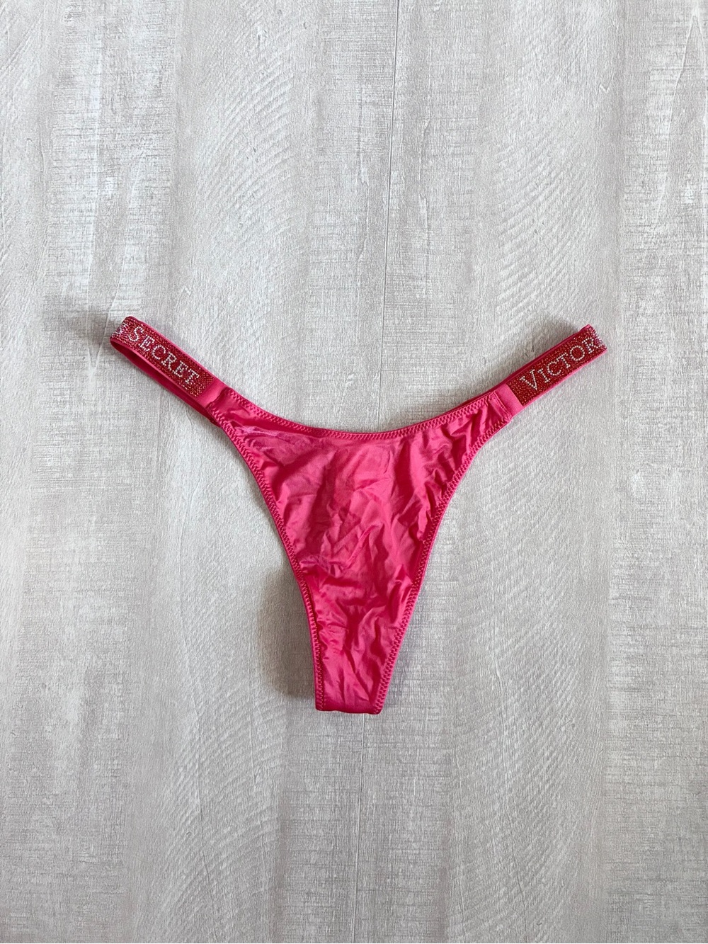 Victoria’s Secret Shine Strap Thong Panty Medium